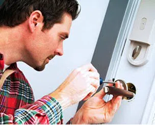 River Forest  Locksmith Service River Forest, IL 708-290-9005 - emergency-lockout
